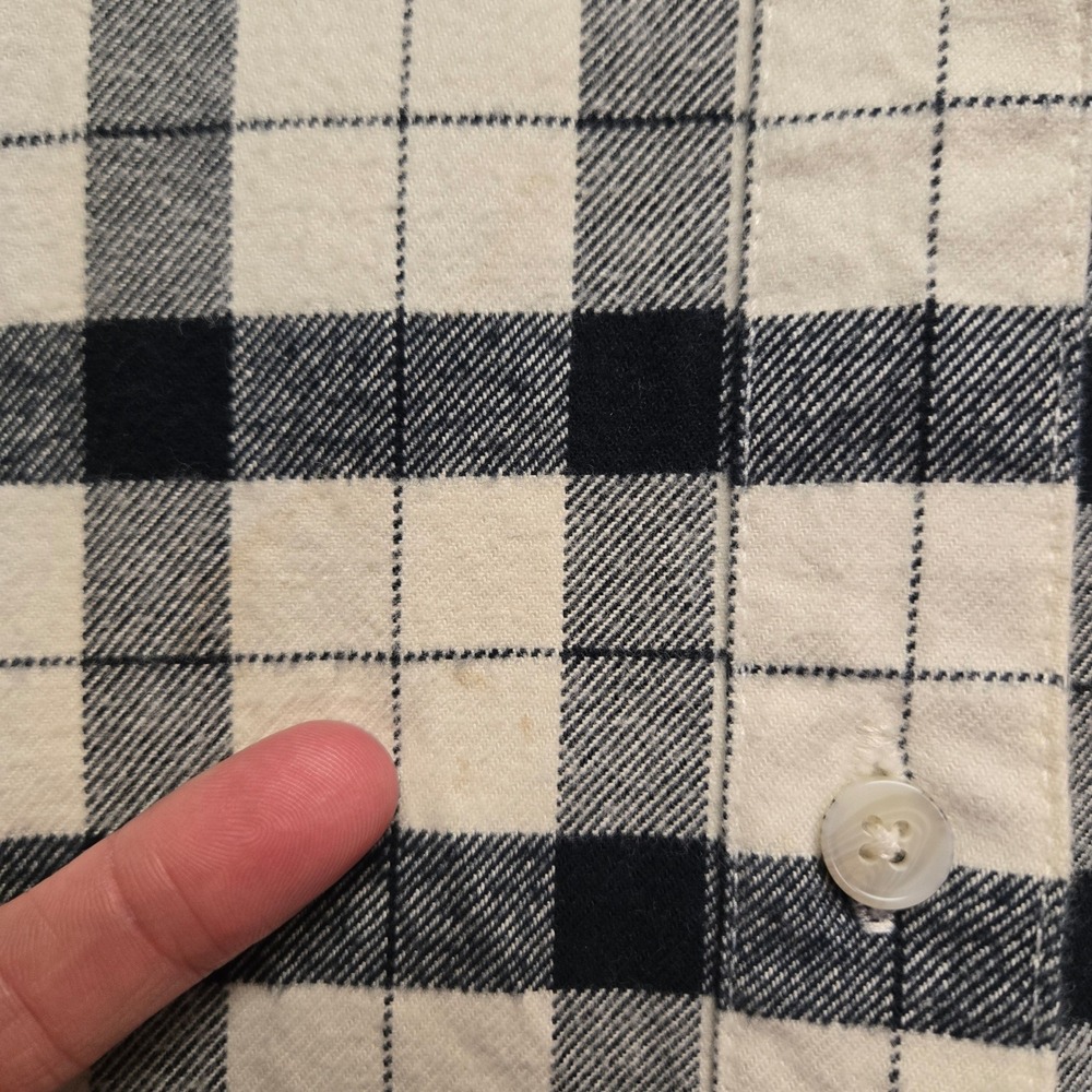 Filson Button Down Shirt Women's L White Black Plaid Cotton Flannel Long Sleeve - Picture 4 of 10